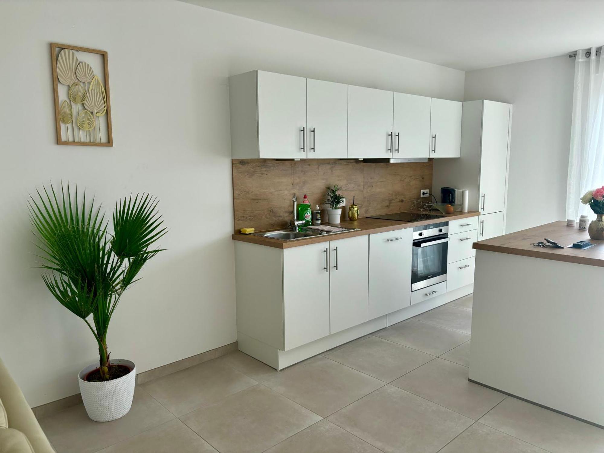 2 Bedrooms Luxury Apartment - Guillemins Liegi Esterno foto