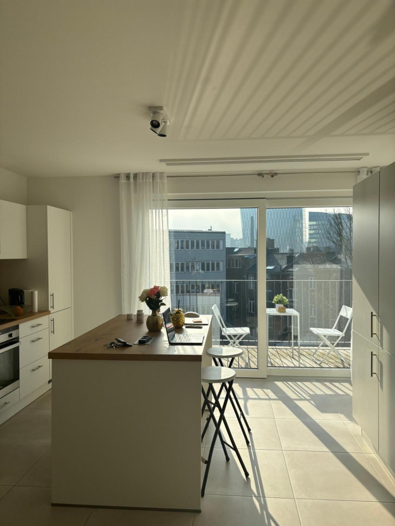 2 Bedrooms Luxury Apartment - Guillemins Liegi Esterno foto