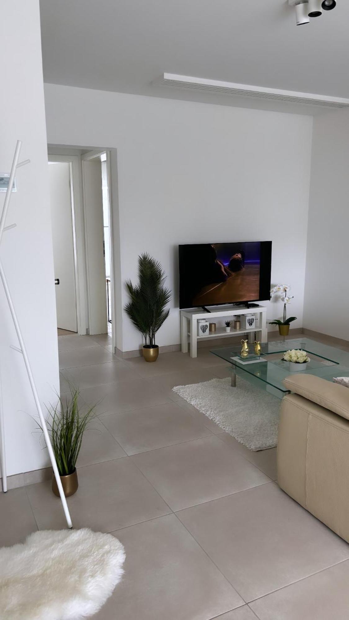 2 Bedrooms Luxury Apartment - Guillemins Liegi Esterno foto